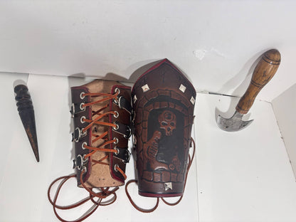 Dark brotherhood bracers