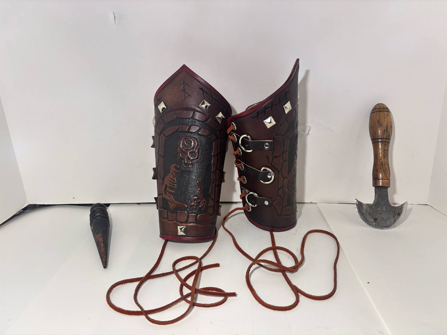 Dark brotherhood bracers