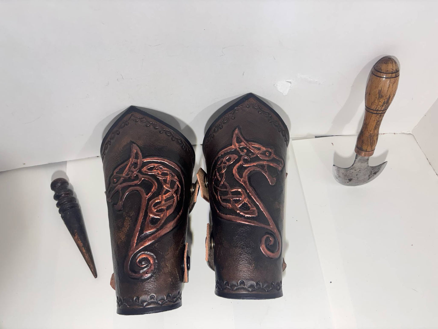 Nordic bracers